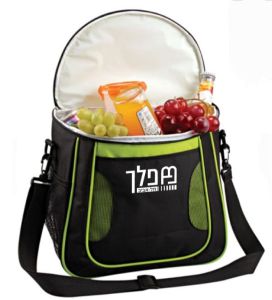 תיק צידנית ממותג עם לוגו